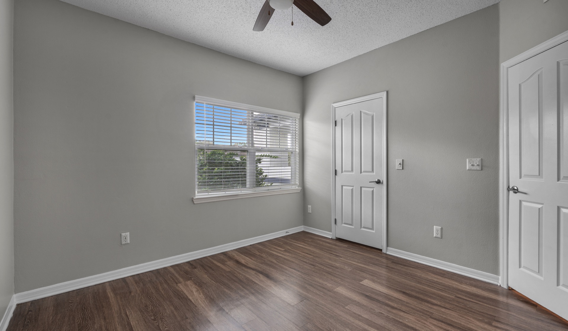Timucuan Lakeside - Jacksonville, FL - Bedroom