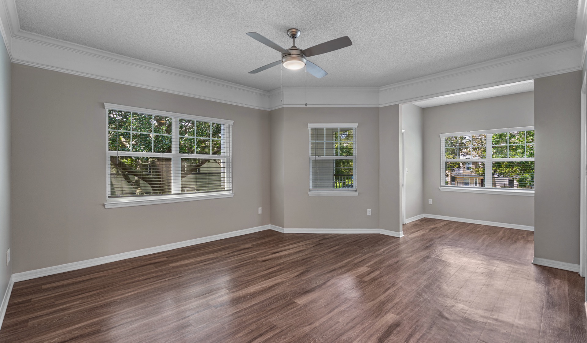 Timucuan Lakeside - Jacksonville, FL - Living Room